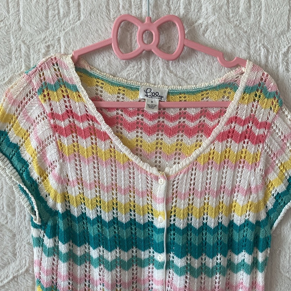 EUC     Multi-color Knit Short Sleeve Top - Picture 2 of 6